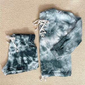 POL hoodie/shorts set